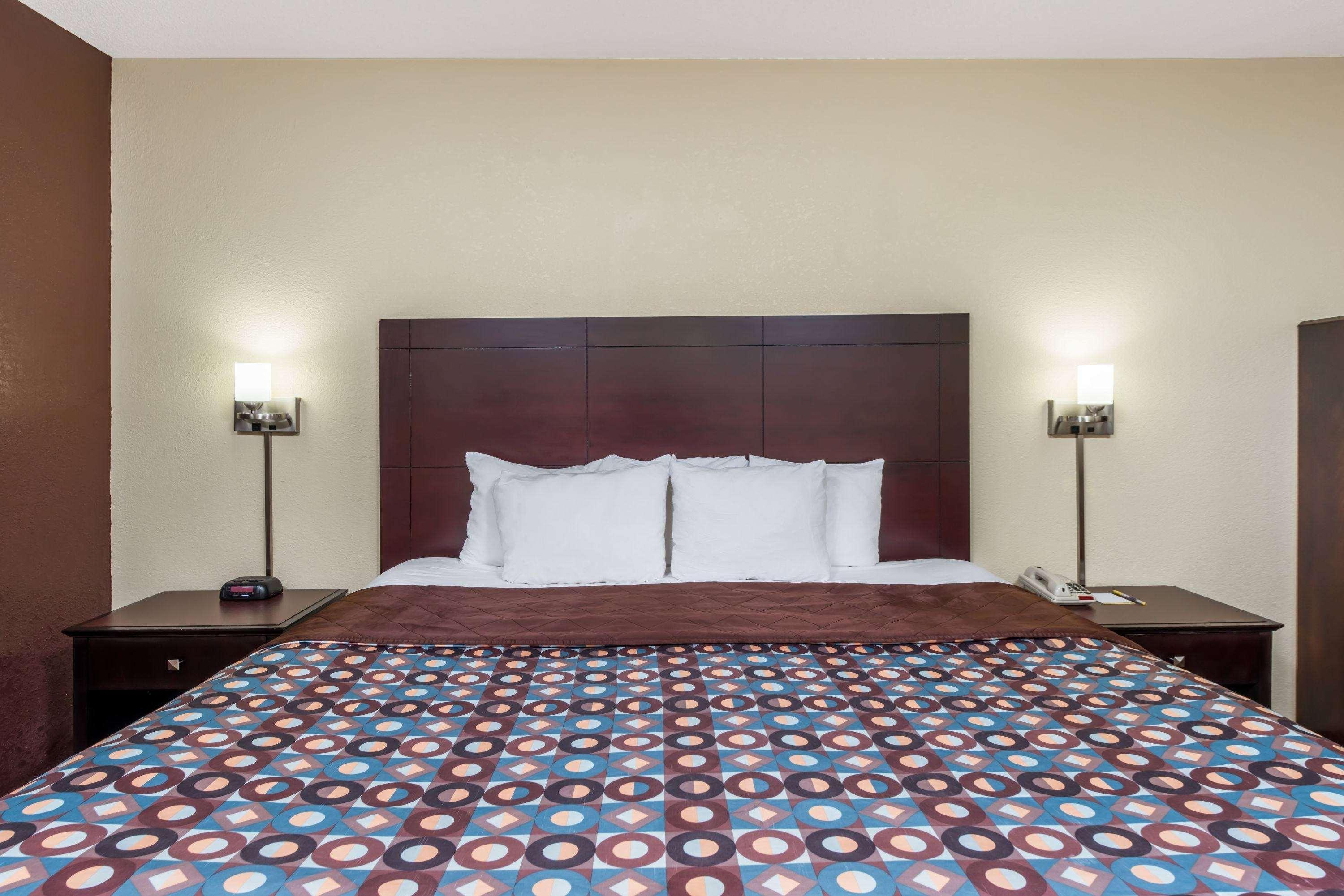 Days Inn & Suites By Wyndham Casey Luaran gambar