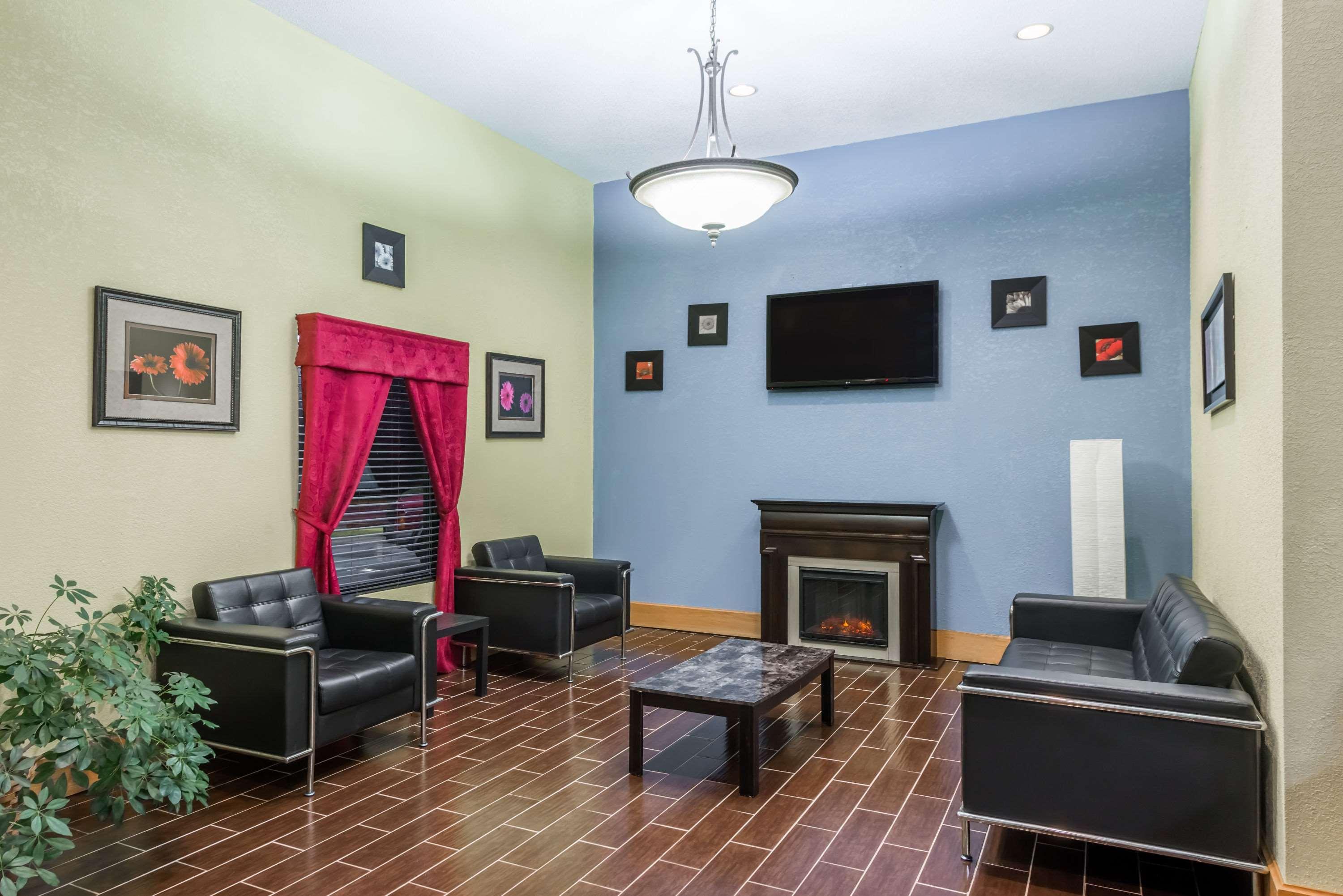 Days Inn & Suites By Wyndham Casey Luaran gambar